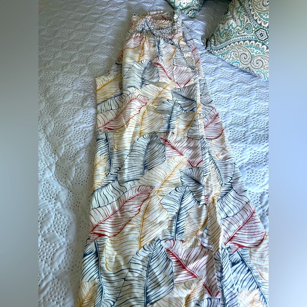 Palazzo pant, size medium (so comfy!)